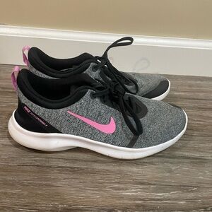 Nike flex experience 8